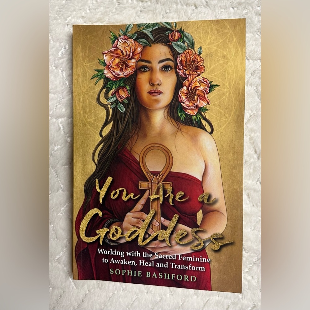 You are a Goddess work with the sacred feminine to awaken, heal and transform
